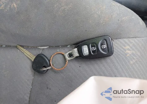 2013 Hyundai Elantra Gls from USA, damaged, VIN KMHDH4AE5DU986485